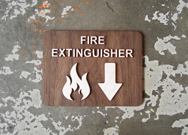 039 Fire Extinguisher Wood Sign